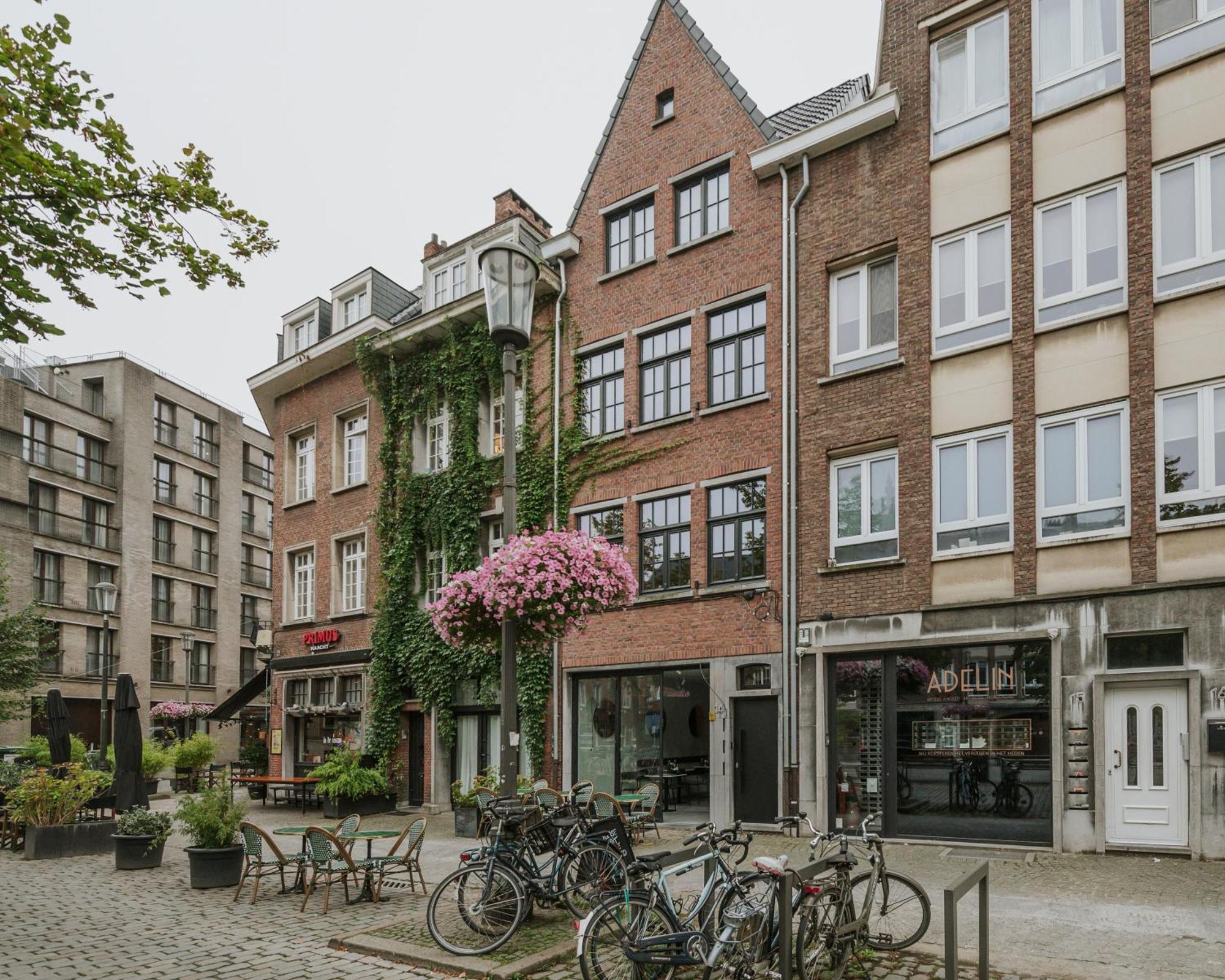 Shway - The Proof Reader Appartement Antwerpen Buitenkant foto